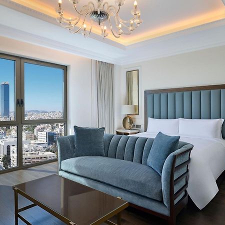 Hotel The Ritz-Carlton, Amman Zewnętrze zdjęcie A bedroom at the Four Seasons Hotel