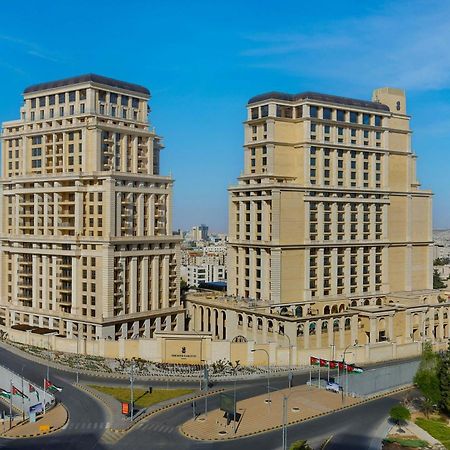 Hotel The Ritz-Carlton, Amman Zewnętrze zdjęcie Residential complex in Amman
