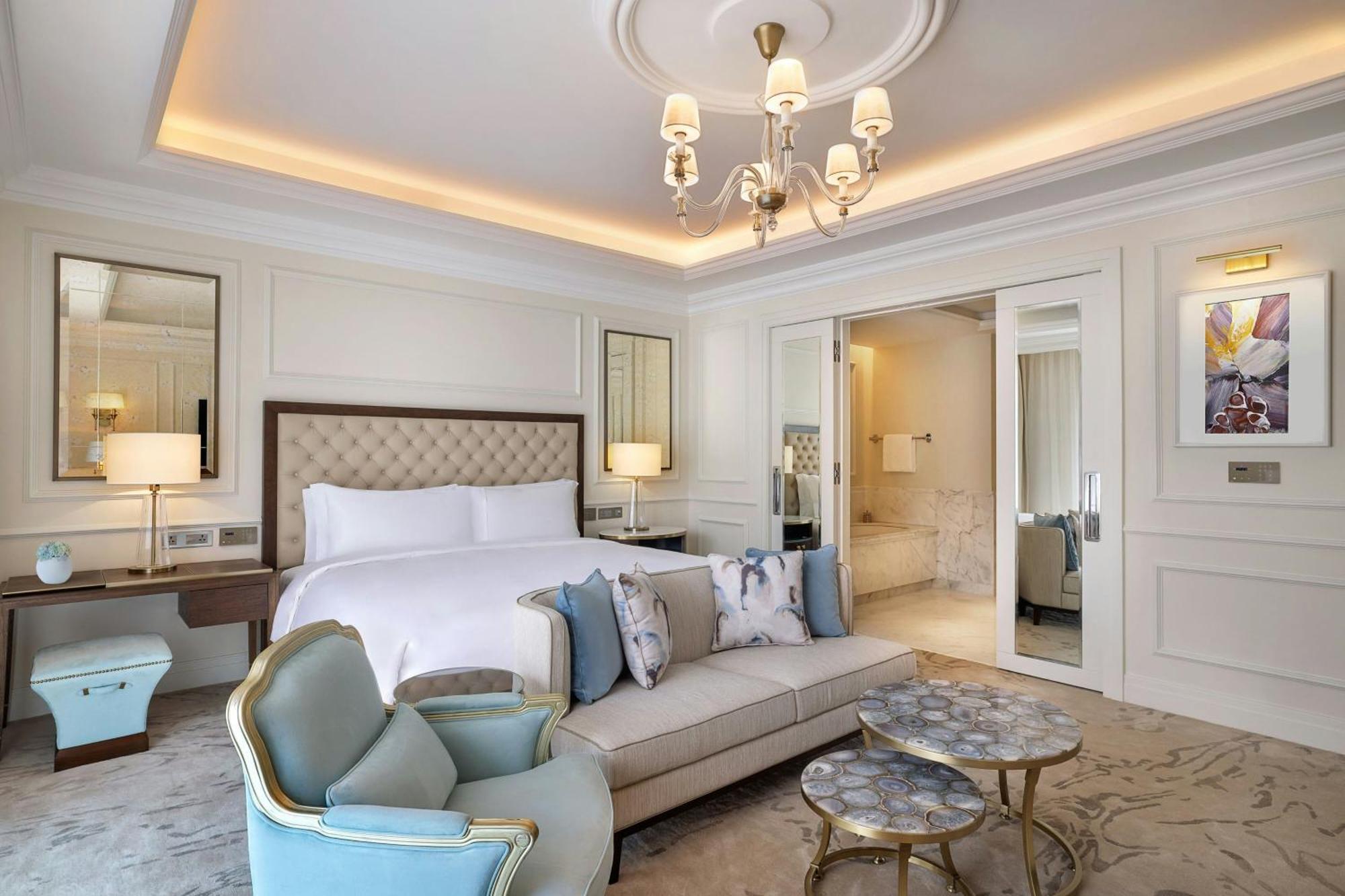 Hotel The Ritz-Carlton, Amman Zewnętrze zdjęcie A bedroom at the hotel