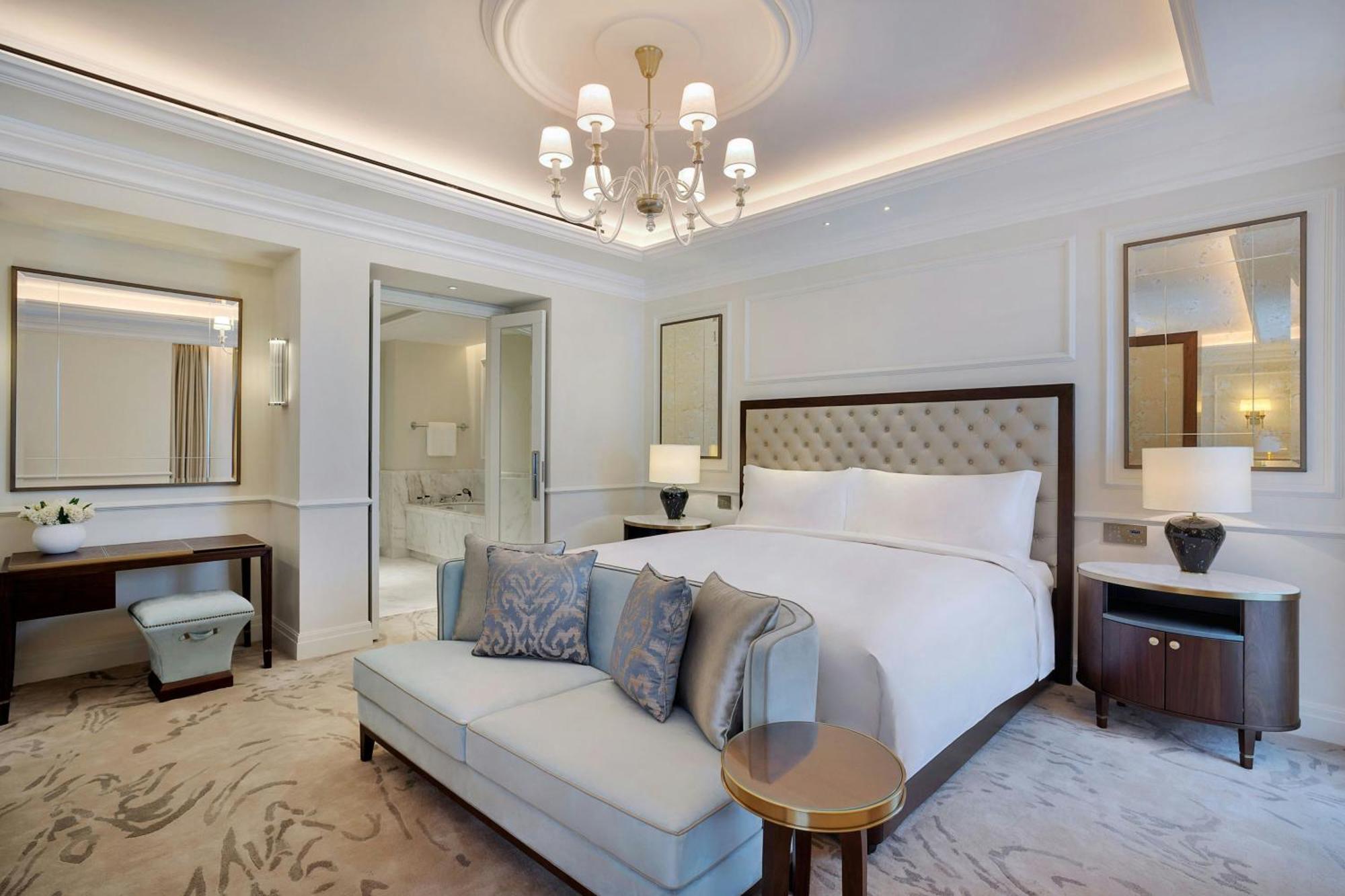 Hotel The Ritz-Carlton, Amman Zewnętrze zdjęcie A bedroom at the hotel