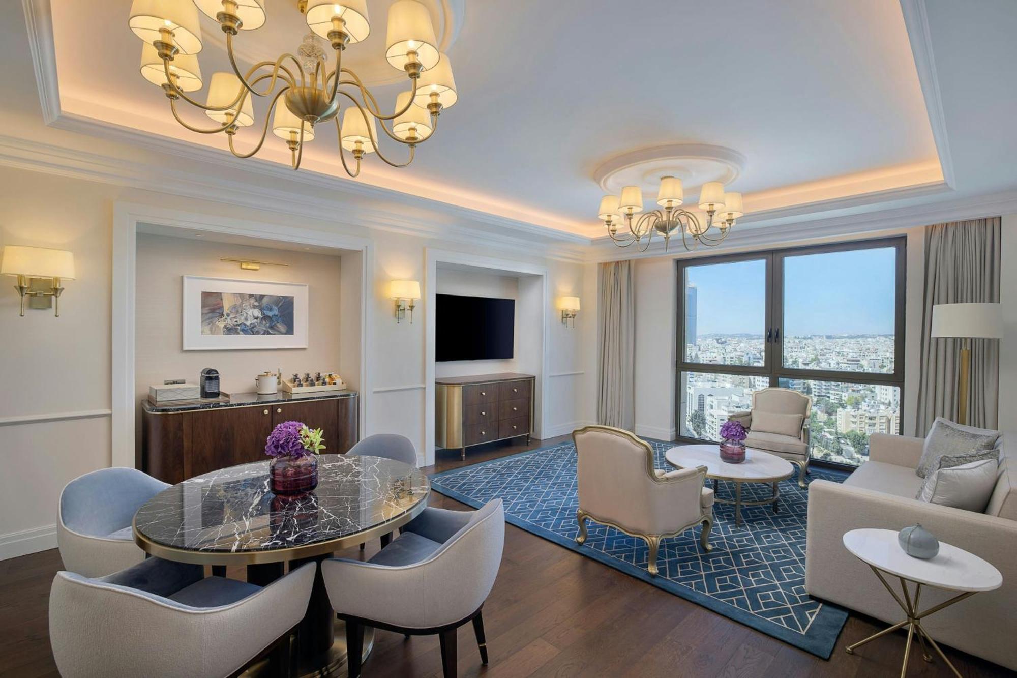 Hotel The Ritz-Carlton, Amman Zewnętrze zdjęcie A suite at the hotel