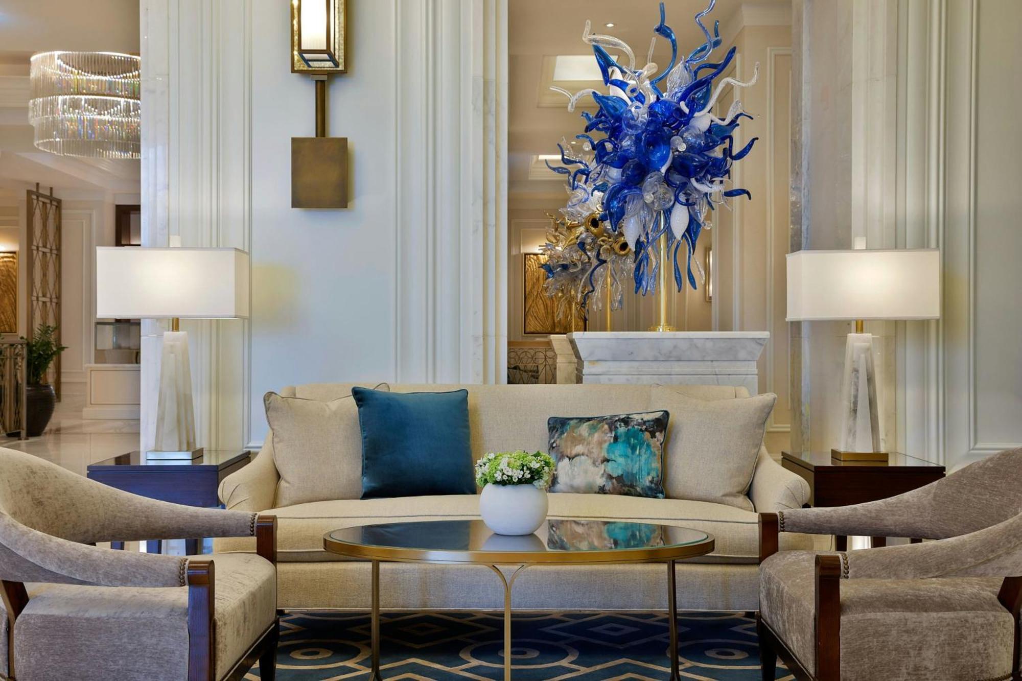 Hotel The Ritz-Carlton, Amman Zewnętrze zdjęcie The lobby of the Four Seasons Hotel
